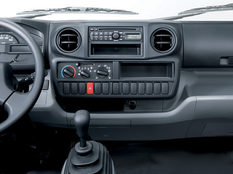 Xe tải Hino XZU720L thùng mui bạt tải 3.5 tấn