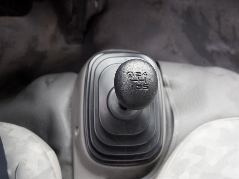 Xe tải Hino XZU720L thùng mui bạt tải 3.5 tấn