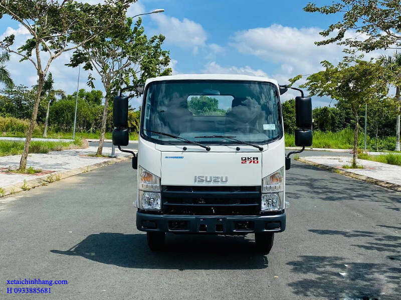 Isuzu QKR 1.9 – 2.9 tấn: Gọn nhẹ, vào phố dễ dàng