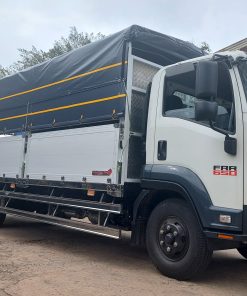 Xe tải Isuzu FRR90QE5 thùng bửng nhôm tải 6.2 tấn, động cơ mạnh mẽ, tiết kiệm nhiên liệu, thùng chắc chắn, giá tốt, giao xe nhanh toàn quốc.