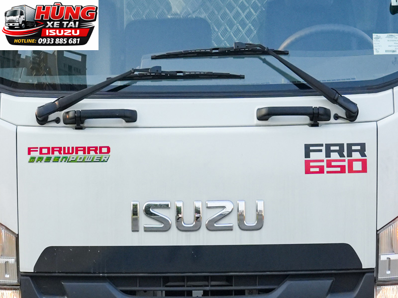 Xe tải Isuzu FRR90QE5 thùng kín tải 6.2 tấn, động cơ bền bỉ, tiết kiệm nhiên liệu, thùng kín bảo vệ hàng hóa, giá tốt, hỗ trợ trả góp, giao xe nhanh.